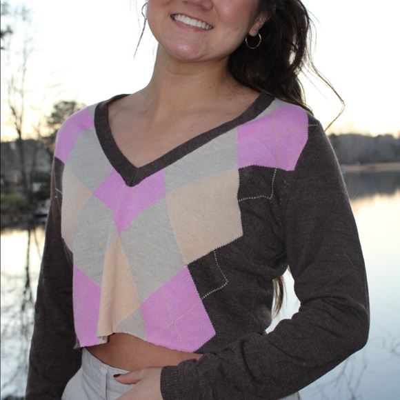 Plaid Cropped Sweater - Picture 4 of 6